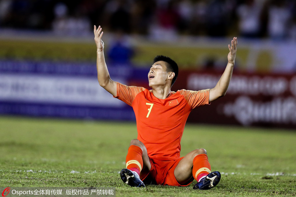  曼联主场闷平，争四形势急转直下